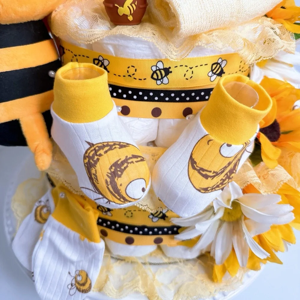 Bee Diaper Cake, Bee Baby Shower Gift